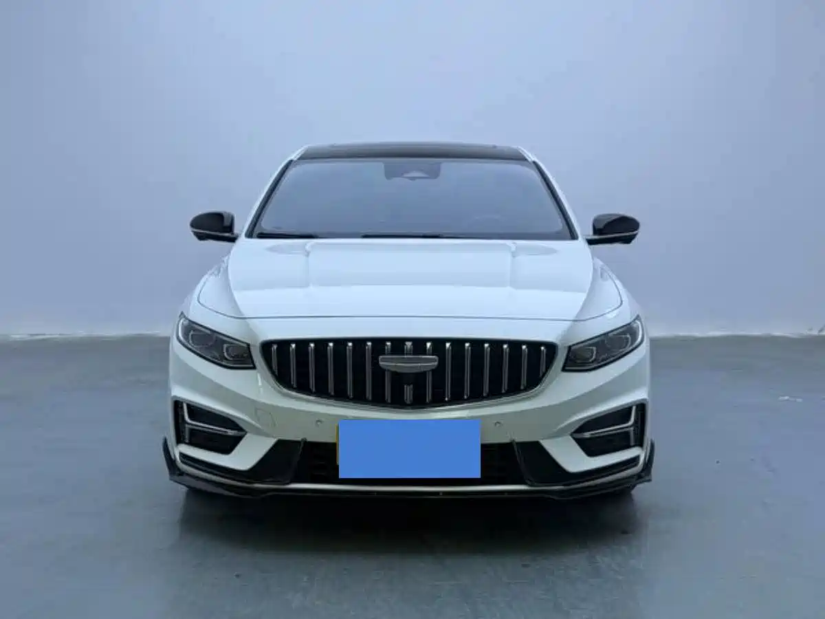 Фото 2 - Geely Preface