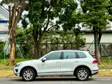 Фото 5 - Volkswagen Touareg