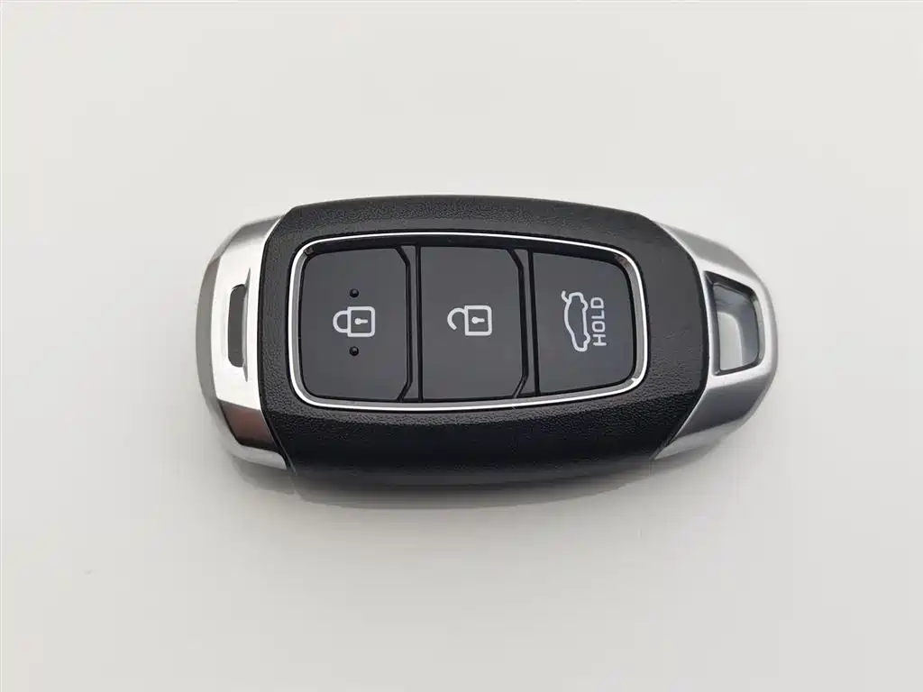 MODERN ELANTRA