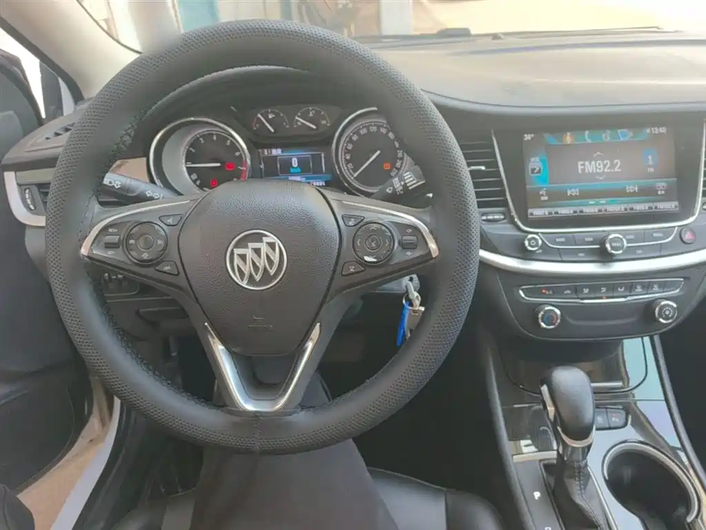Buick Verano 2017 Sedan 20T DCT Leading фото 10