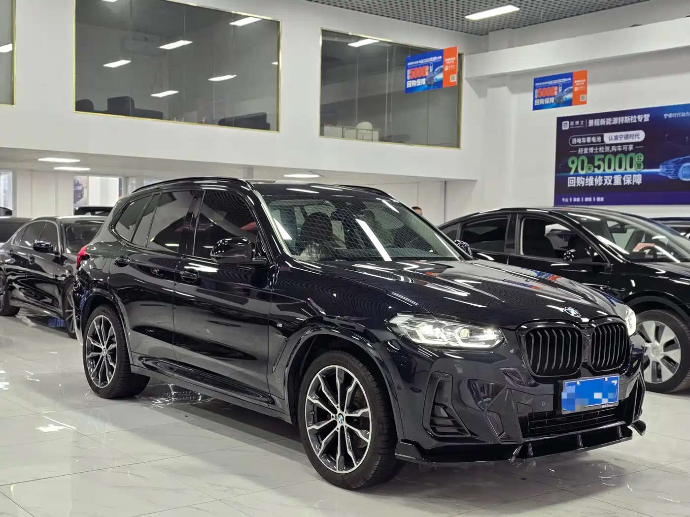 BMW X3 2022 xDrive30i Leading M Night Package фото 3