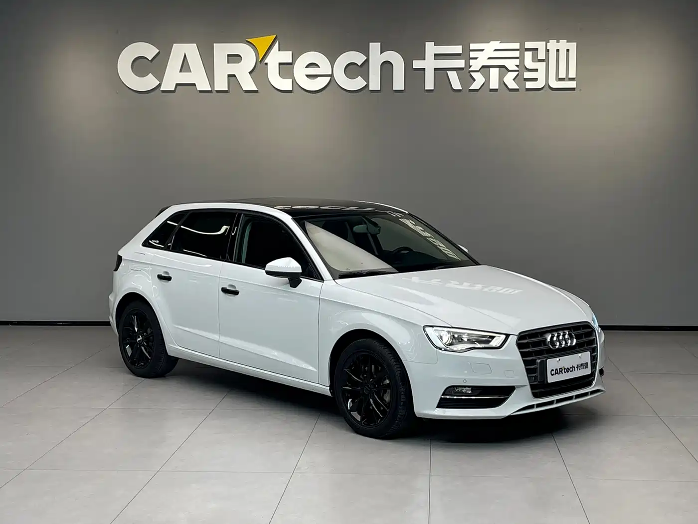 Audi A3 2015 Sportback 35 TFSI Millionth Anniversary Comfort Enjoyment Type фото 3