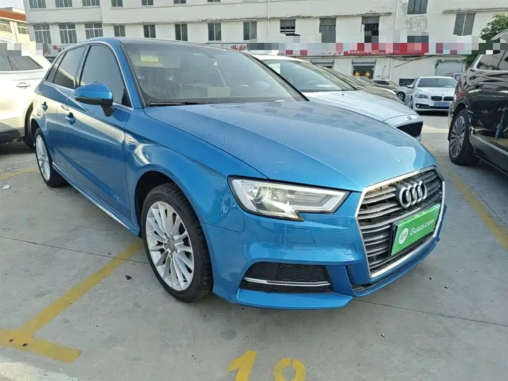 Audi A3 2018 30th Anniversary Sportback 35 TFSI Fashion фото 4