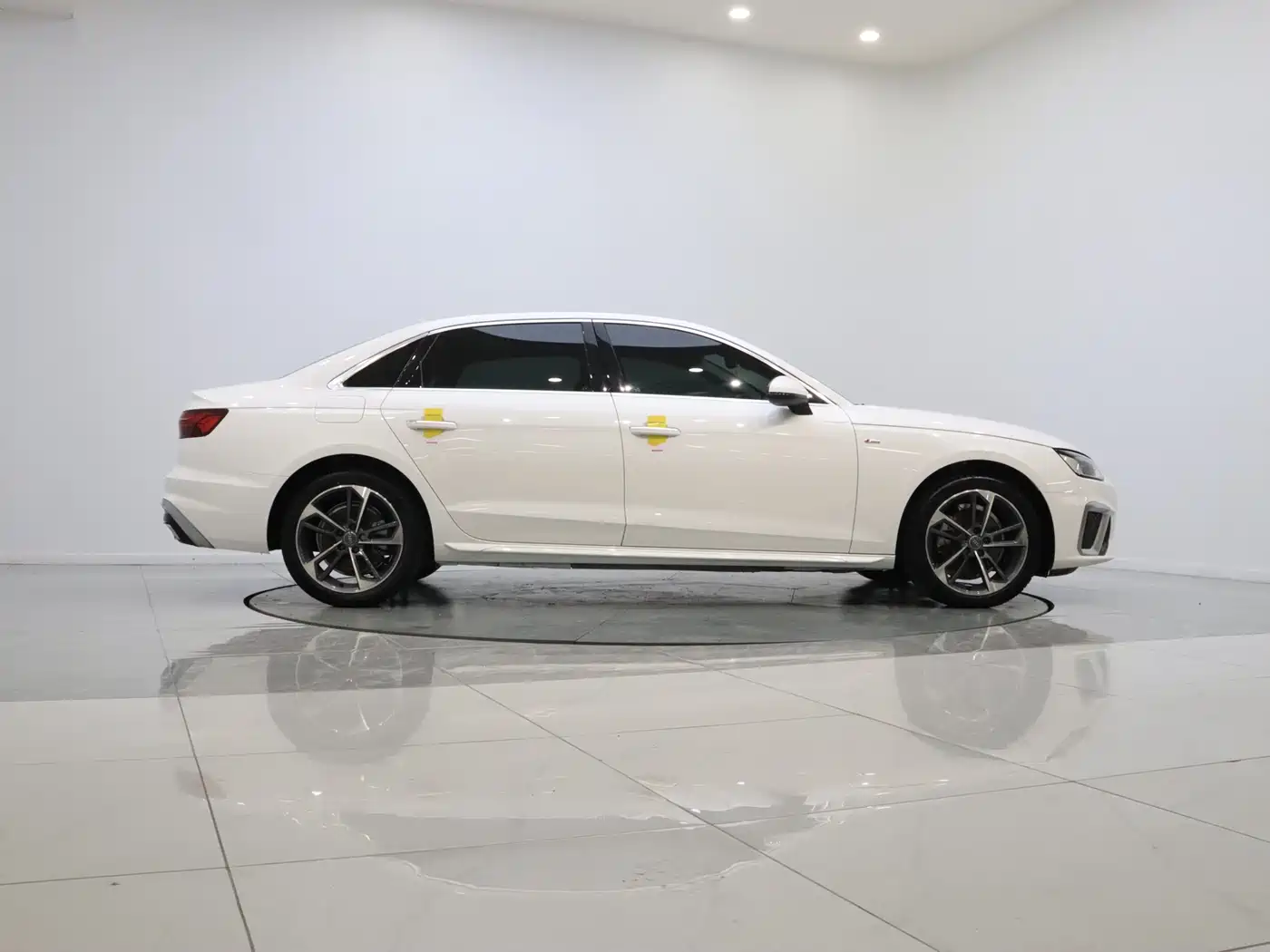 Audi A4L 2020 40 TFSI Fashion Dynamic Edition фото 8