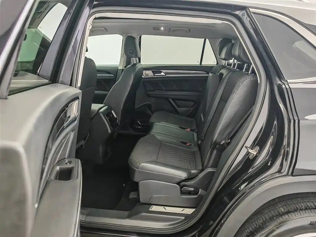 Volkswagen Teramont 2020 Teramont X 330TSI 2WD Luxury фото 15