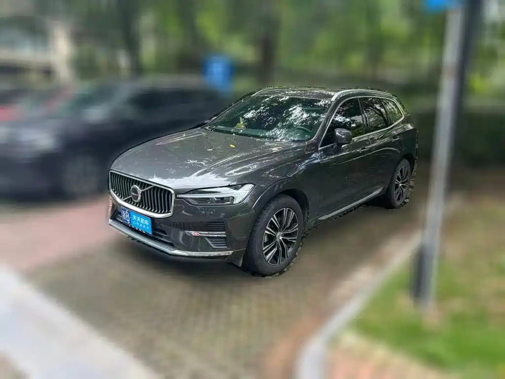 Volvo XC60 2022 B5 AWD Inscription