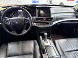 صورة 12 - Honda Crosstour
