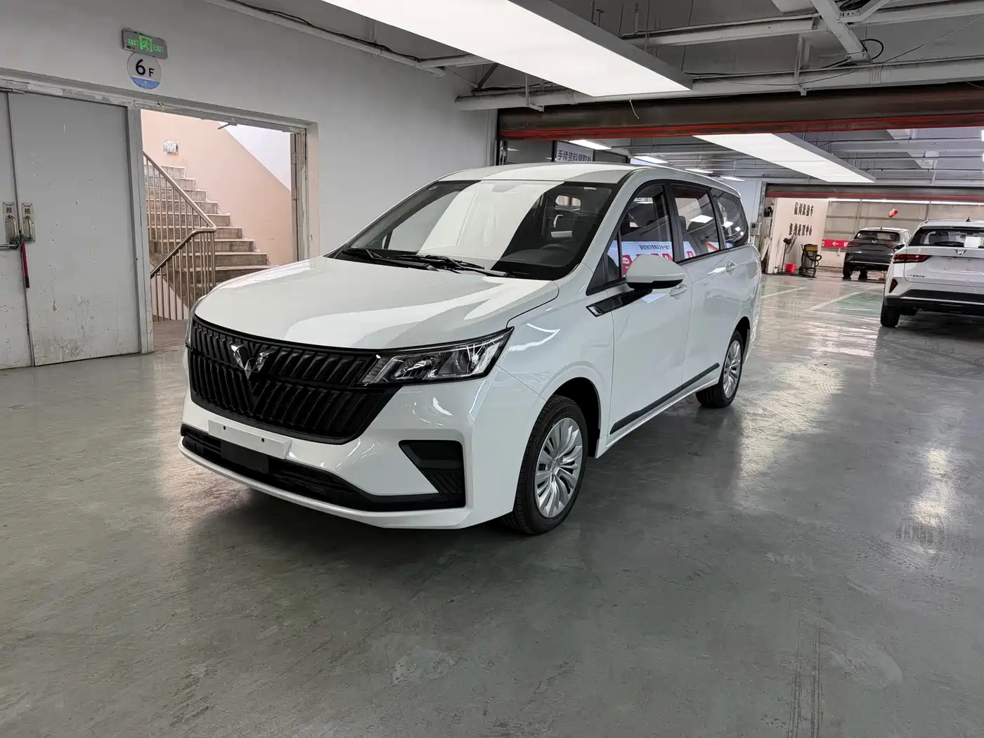 Wuling Motors Wuling Jiachen 2026 2022 1.5L Manual Joy Elite