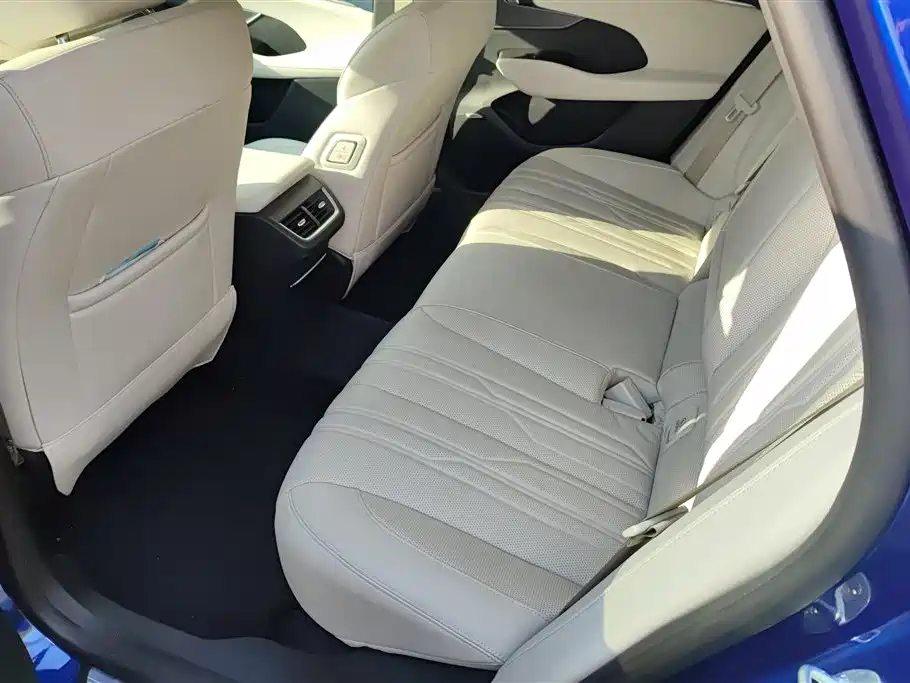 Buick LaCrosse 2023 Avenir Edition фото 11