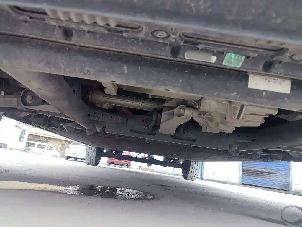 Photo 23 - Maxus Dana V1