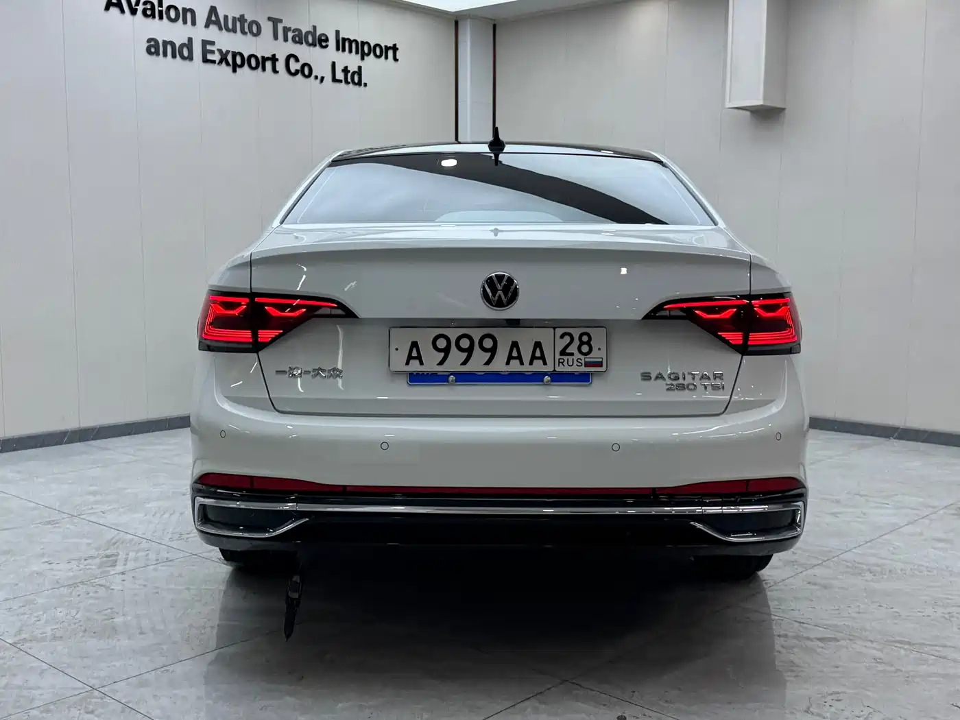 Volkswagen Sagitar 2023 Model Year 280TSI DSG Surpass Edition фото 5