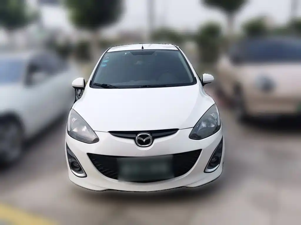 Mazda 2 2014 2012 Hatchback Dynamic 1.5L Automatic Value Edition