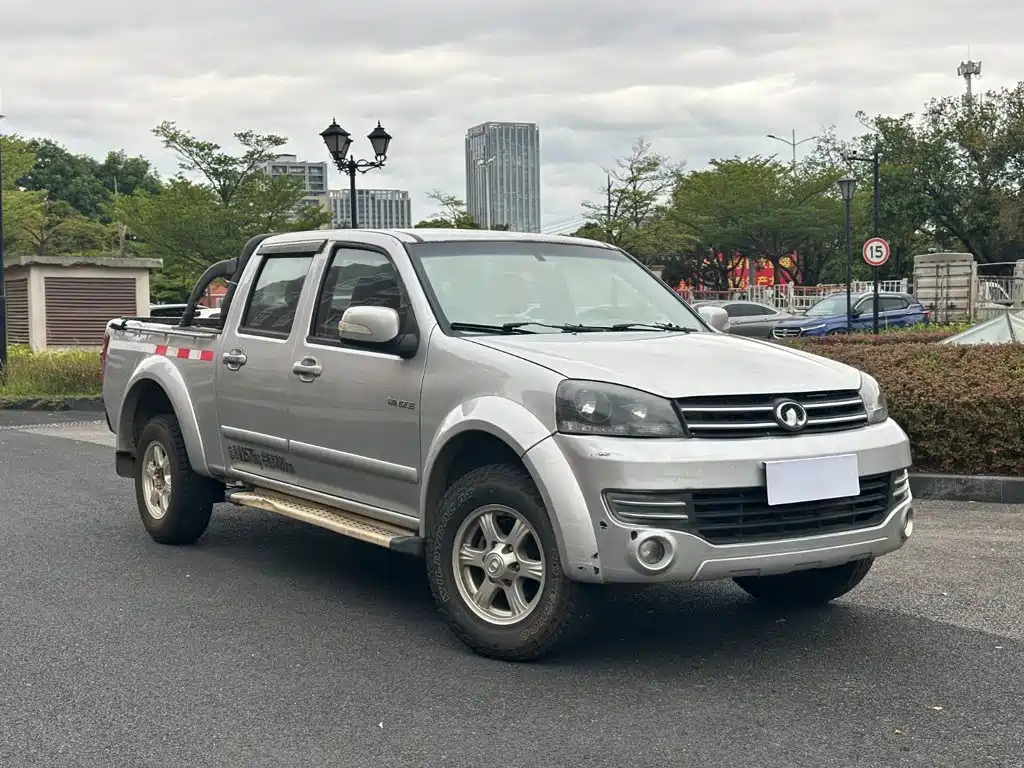 Great Wall Fengjun 5 2015 2013 2.8T Europe Edition 2WD Pilot Large Double Row GW2.8TC
