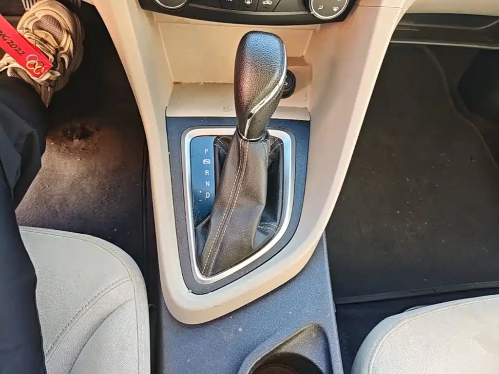 Фото 10 - Buick Excelle