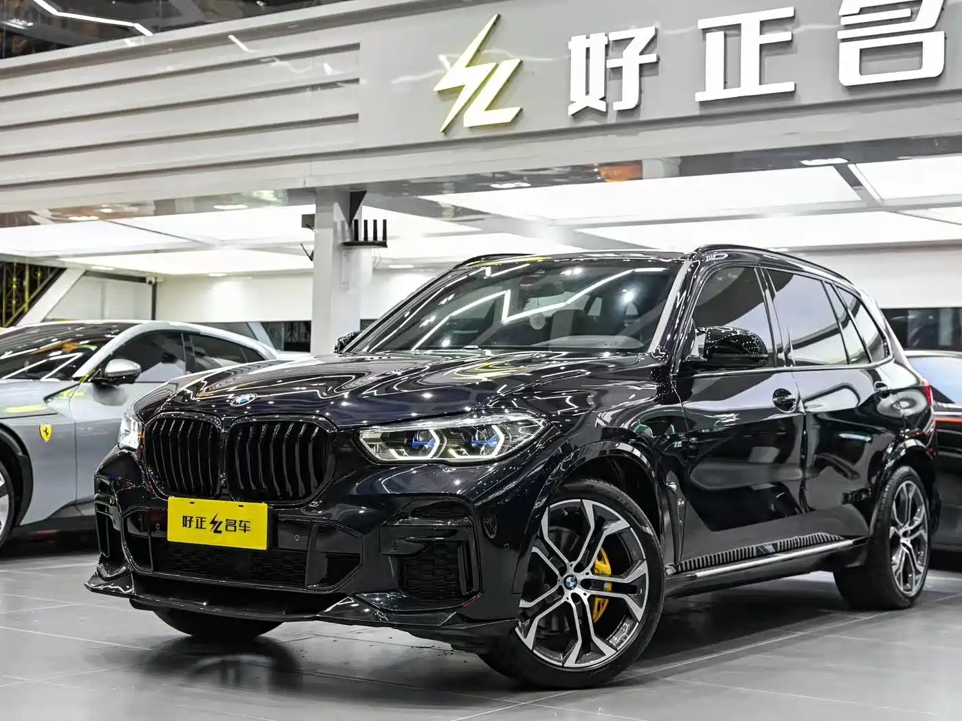 BMW X5 2022 Model xDrive 40Li M Sport Package фото 2