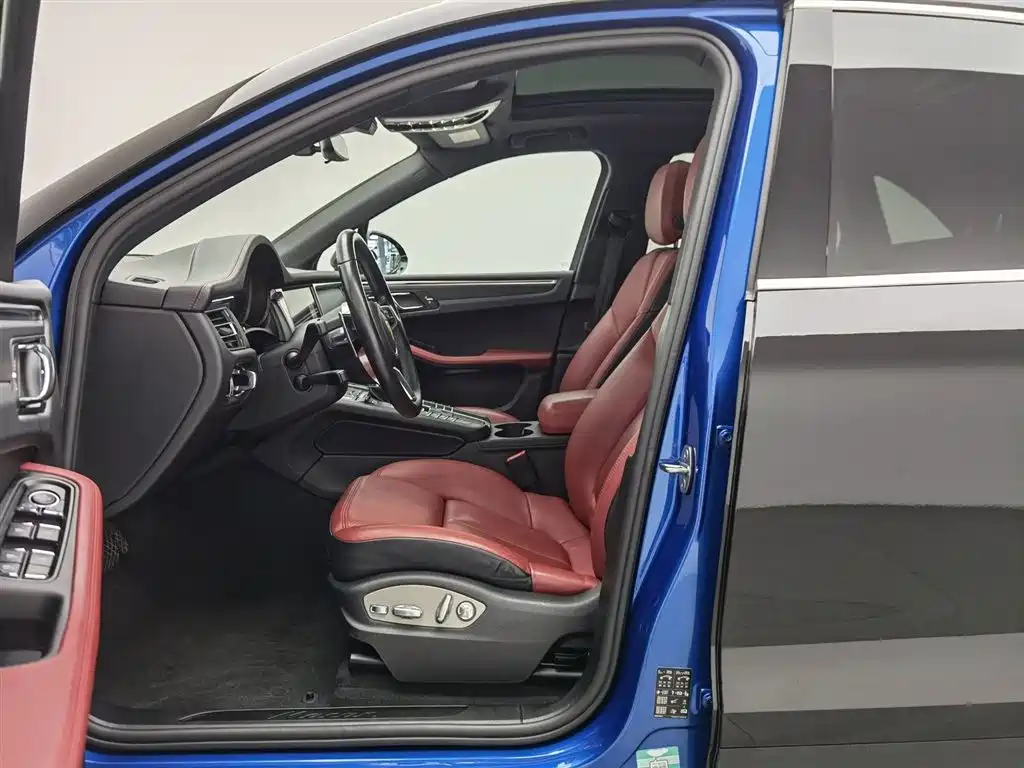 Porsche Macan 2021 Macan 2.0T фото 10