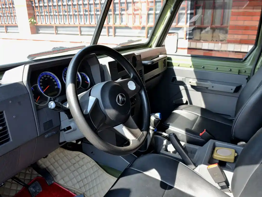 BAW (Beijing Automobile Works) Warrior 2018 2.0T 5-Door 4WD Gasoline (China V) фото 15