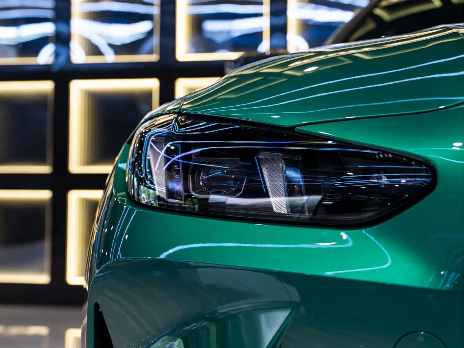 Photo 8 - BMW M4