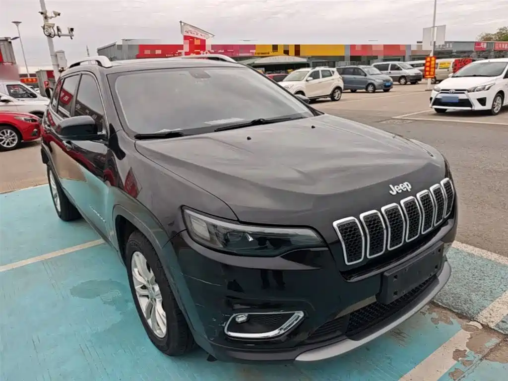Jeep Cherokee 2019 2019 2.0T 2WD Smart Edition China V