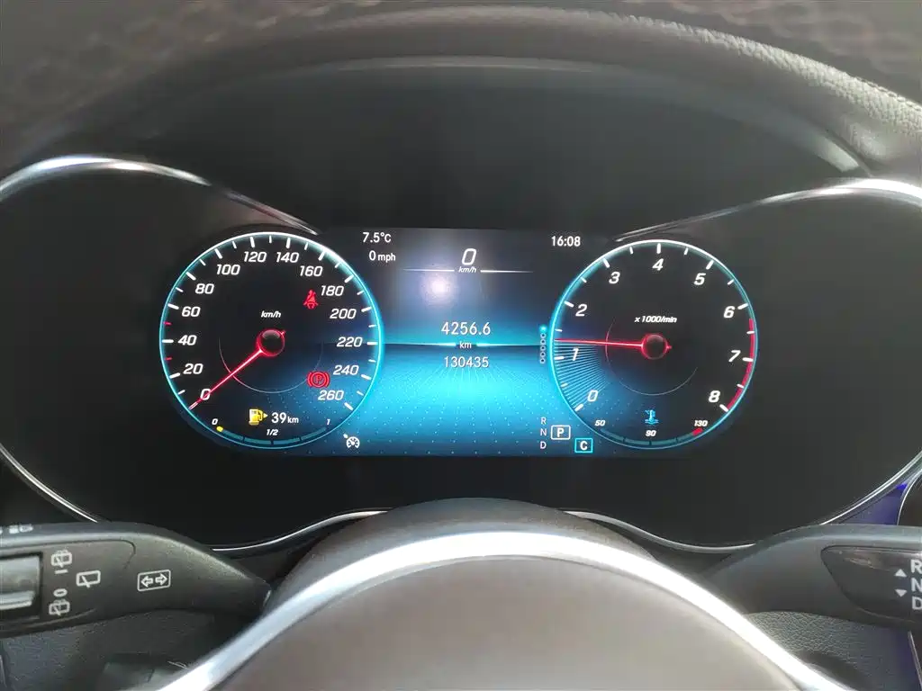 Mercedes-Benz GLC 2021 GLC 260 L 4MATIC Luxury фото 12