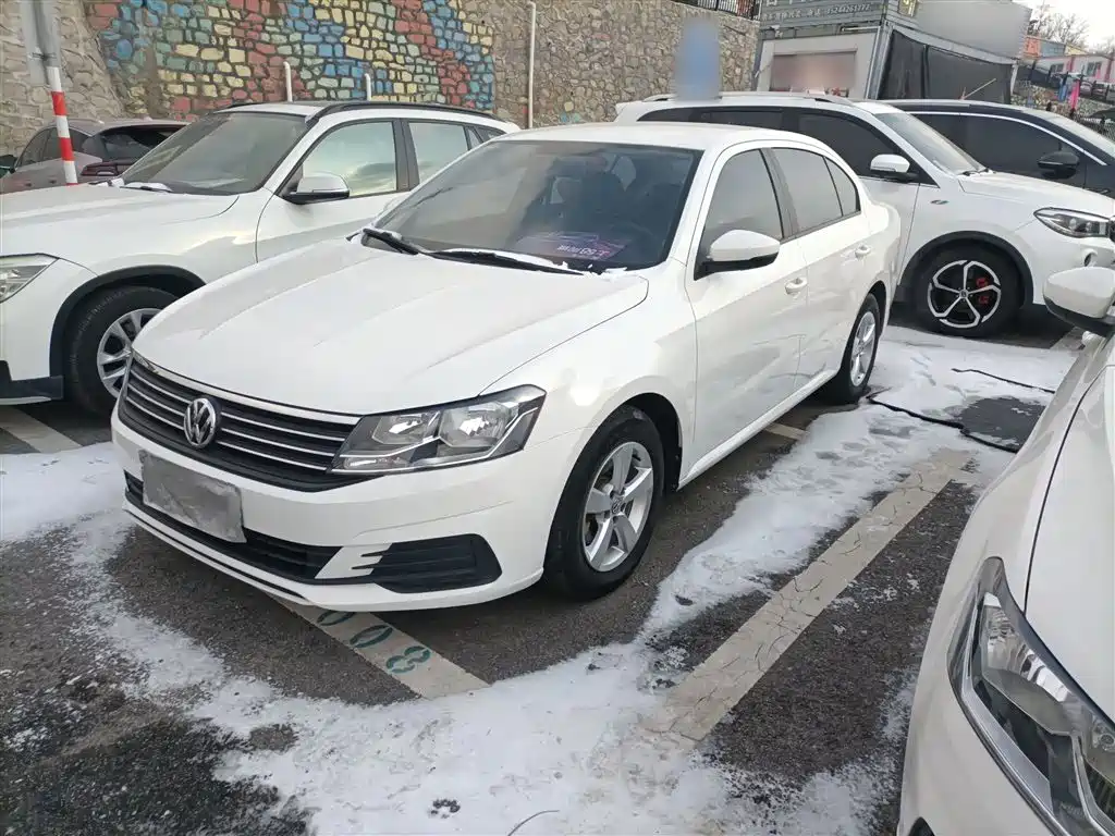 VOLKSWAGEN LAVIDA 2023
