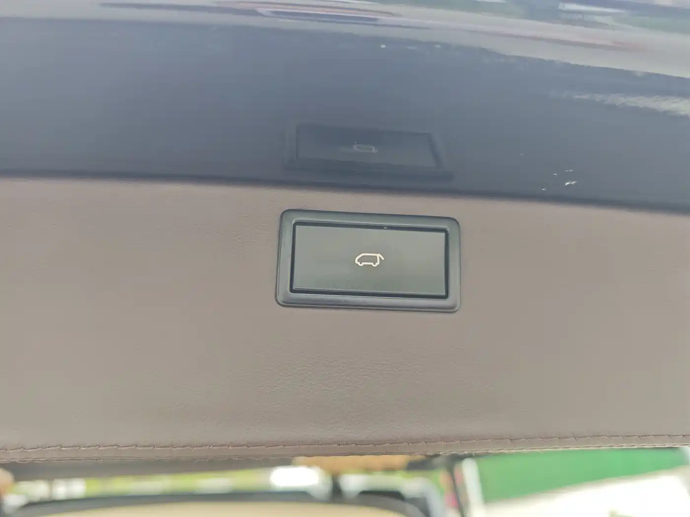 Volkswagen Caravelle 2018 2.0TSI 4WD Luxury Edition 7-Seater фото 11