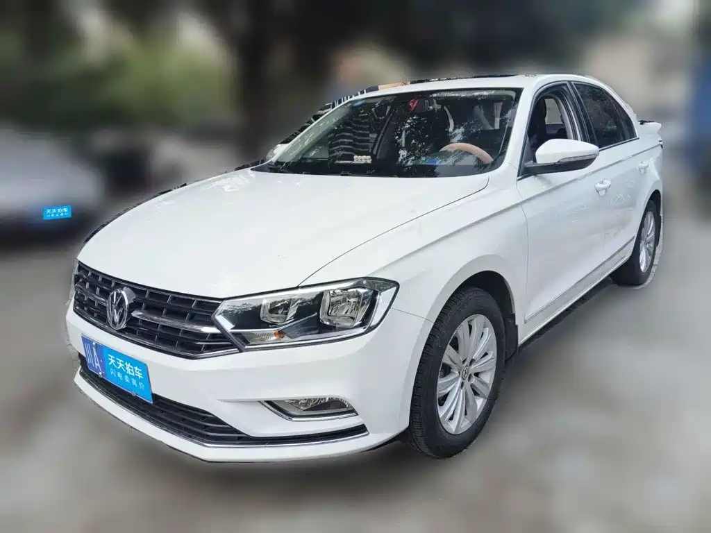 Фото 1 - Volkswagen Bora