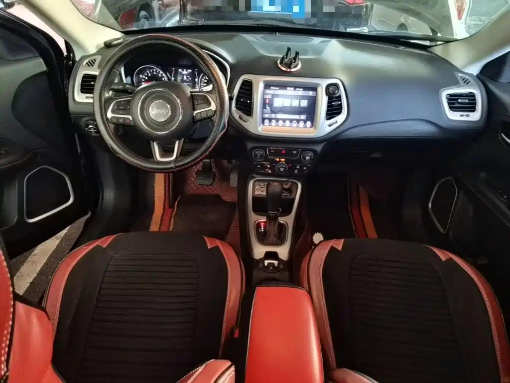 Jeep Compass 2021 2020 220T Automatic Leading Edition