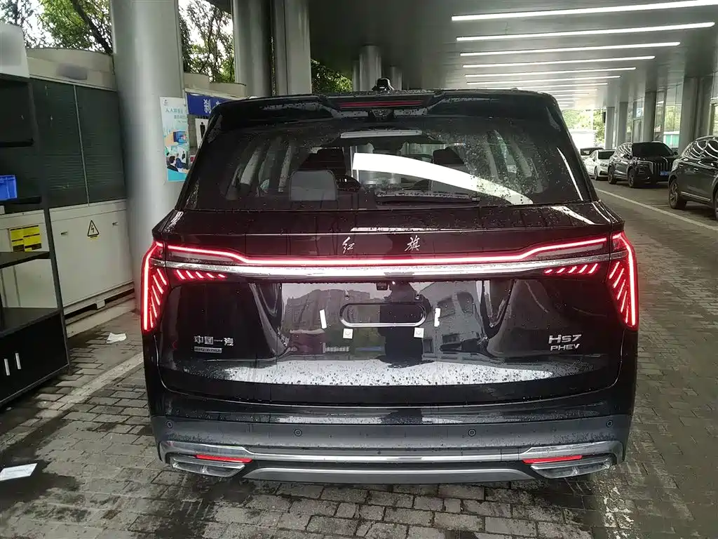 Hongqi HS7 PHEV 2024 2.0T PHEV 4WD Flagship Edition 6-seater фото 6