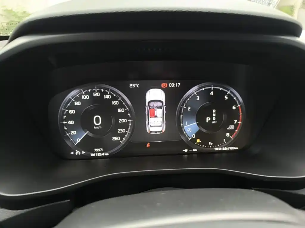 Volvo XC40 2022 2022 Model T4 AWD Smart Drive Fashion Edition