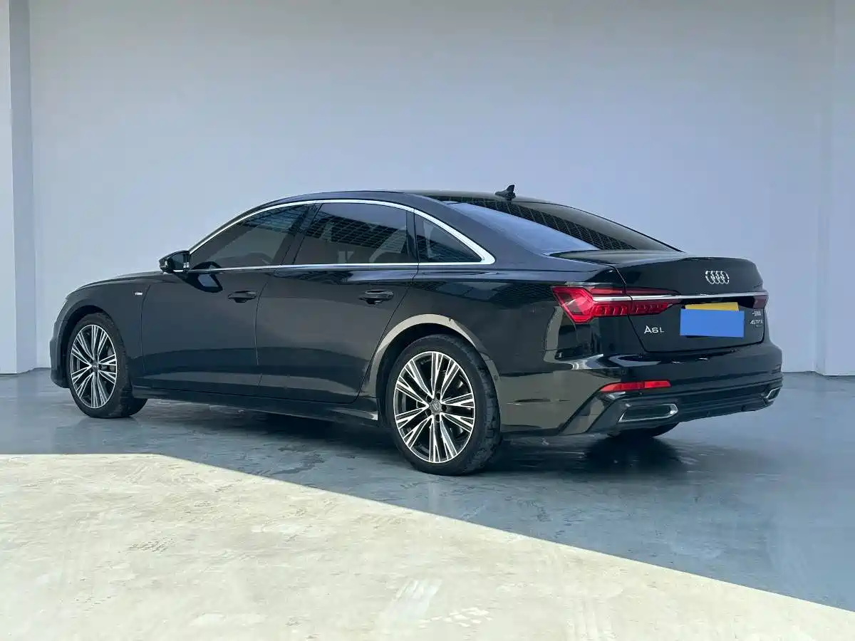 Audi A6L 2019 45 TFSI quattro Premium Dynamic фото 5