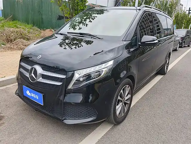 MERCEDES-BENZ V CLASS
