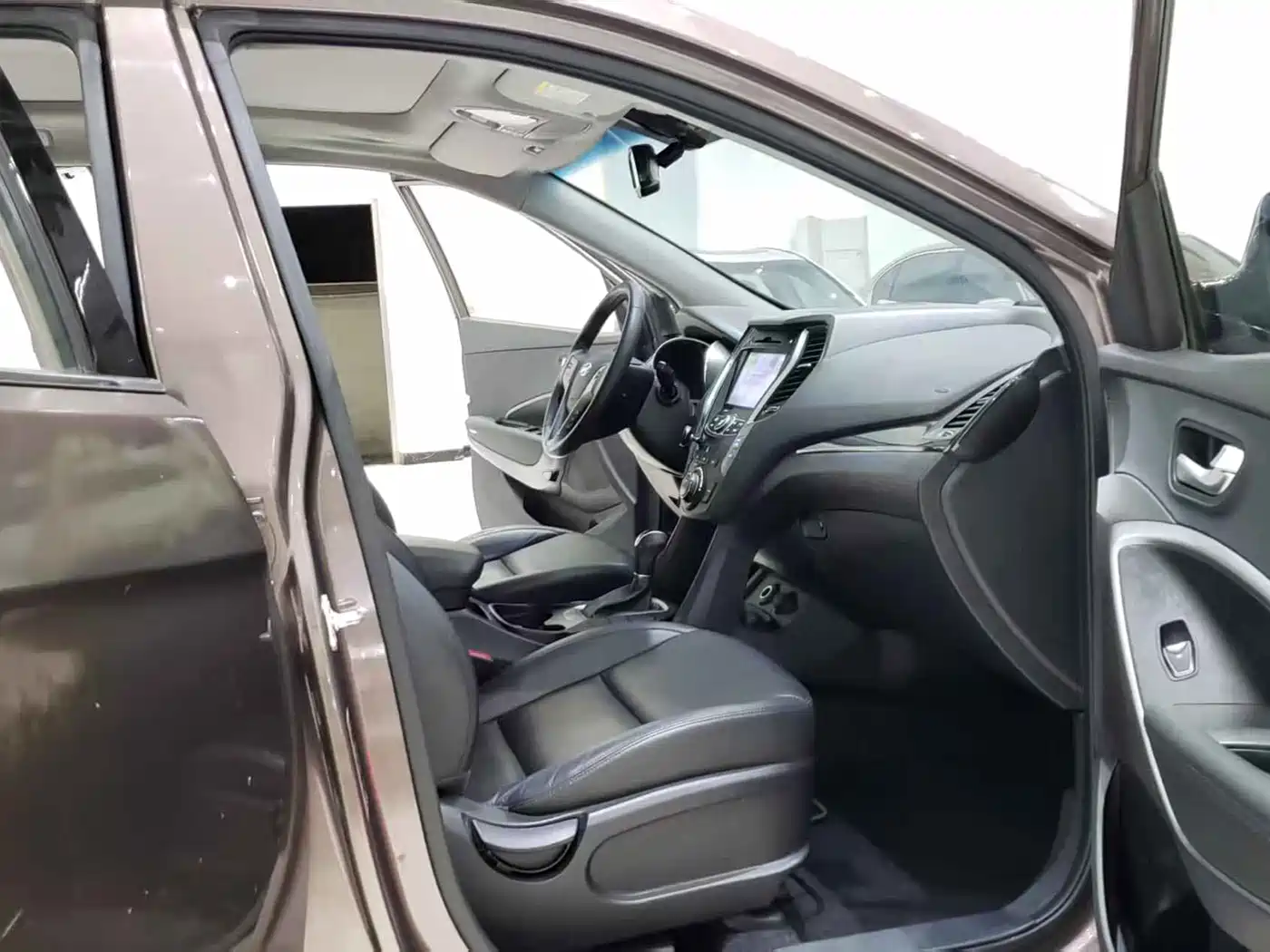 Hyundai Santa Fe 2015 2.0T Automatic 2WD Smart 5-Seater фото 15