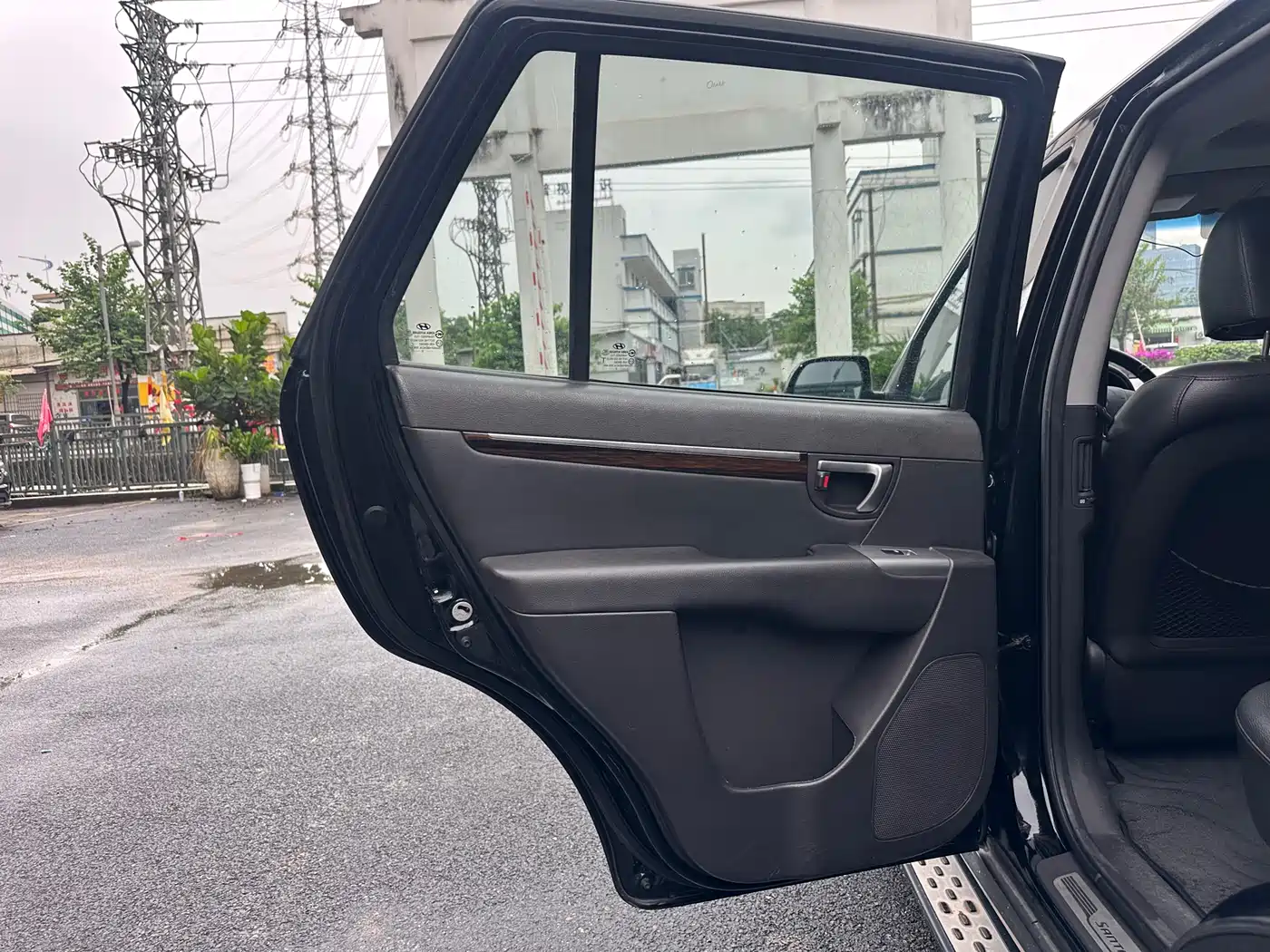 Hyundai Santa Fe Classic 2011 2.4 Premium 7-seat 2WD фото 11