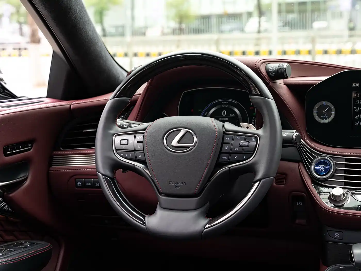 Lexus LS 2021 500h Executive Edition фото 14