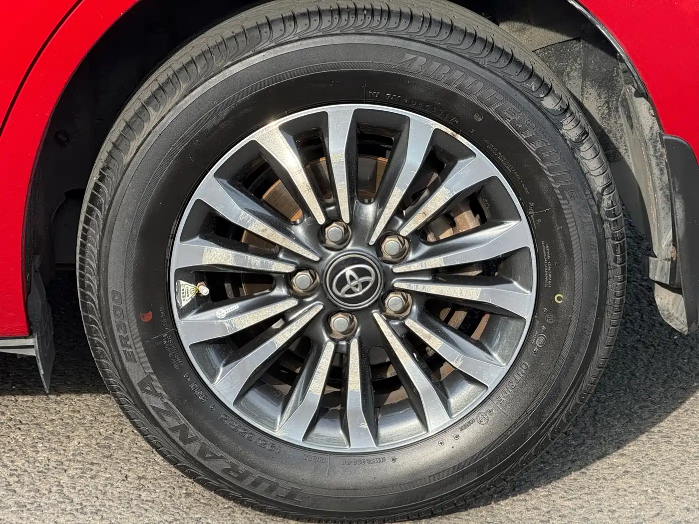 Toyota Corolla 2017 Facelift 1.2T S-CVT GL фото 7