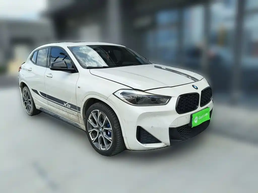 Photo 3 - BMW X2