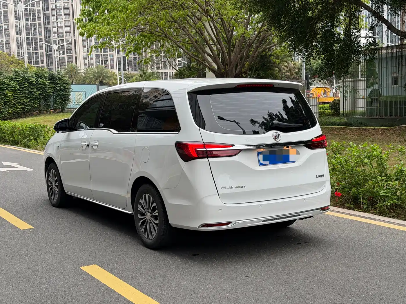 Buick GL8 2023 Model Land Business Class Smart фото 5
