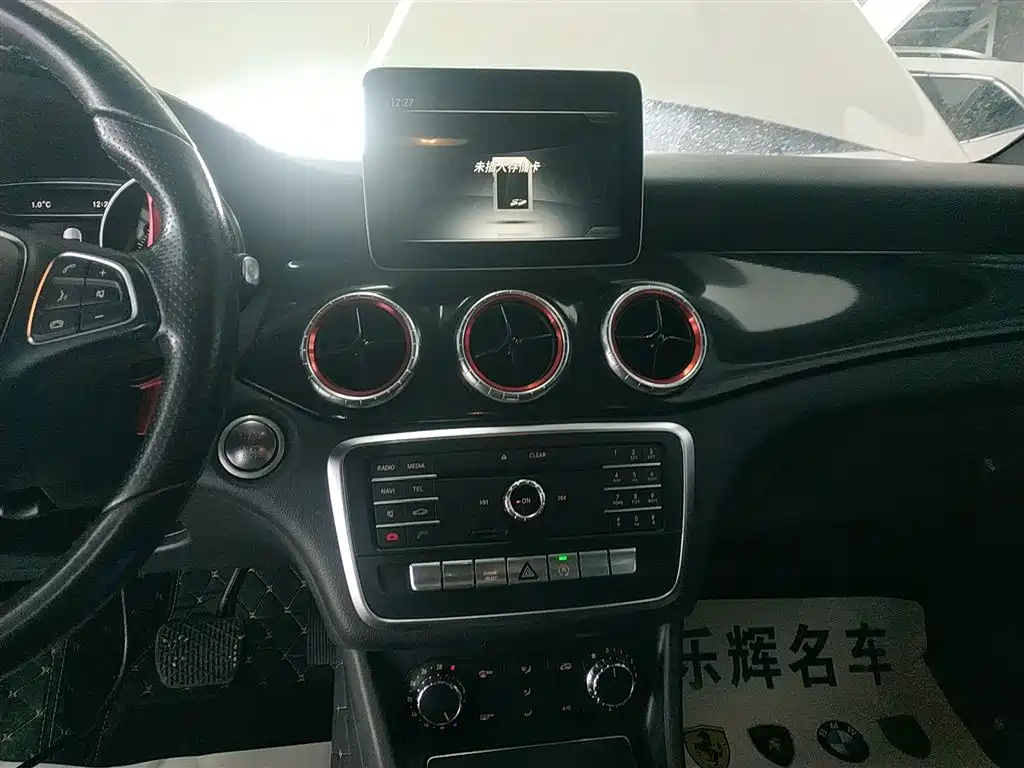 Mercedes-Benz CLA (Import) 2017 Facelift CLA 180 фото 13