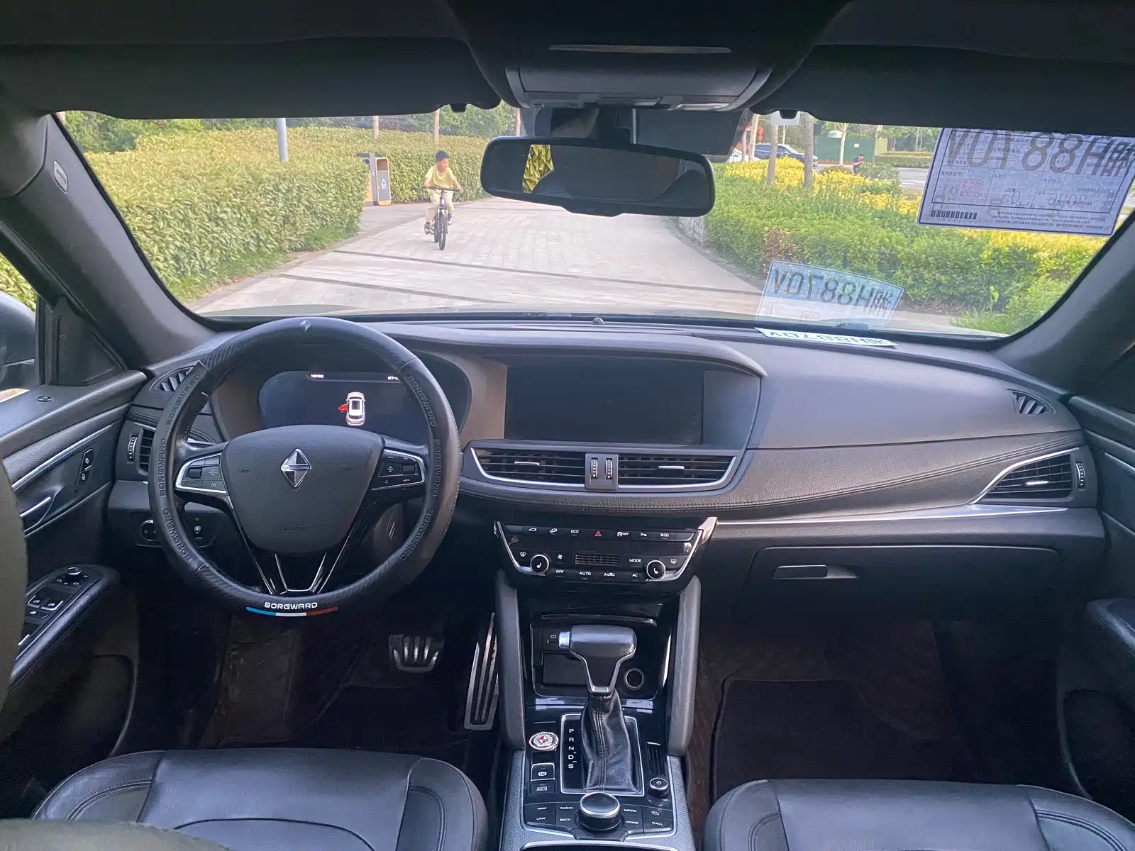 Фото 8 - Borgward BX7