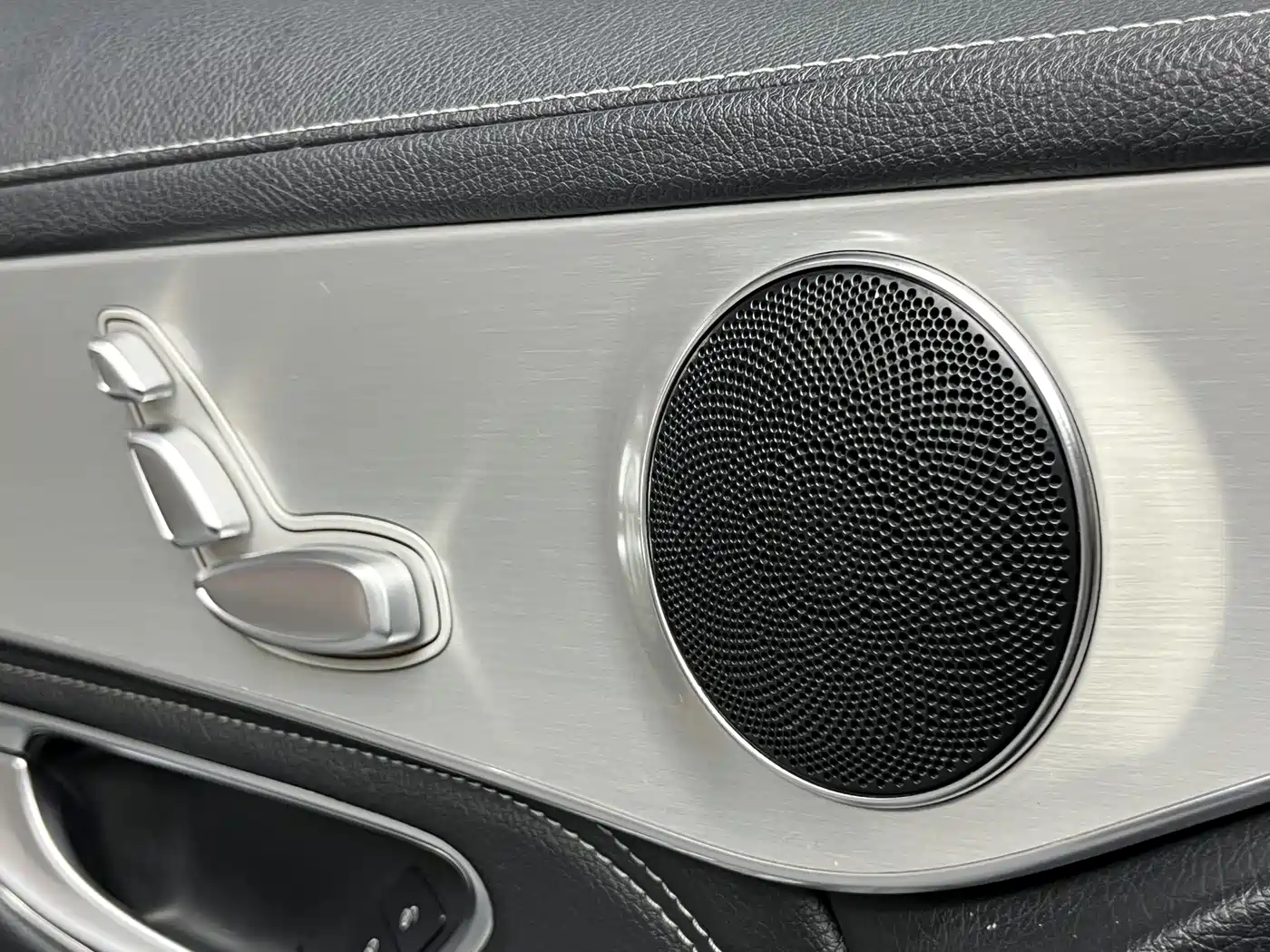 Mercedes-Benz GLC 2018 Facelift GLC 200 4MATIC фото 10
