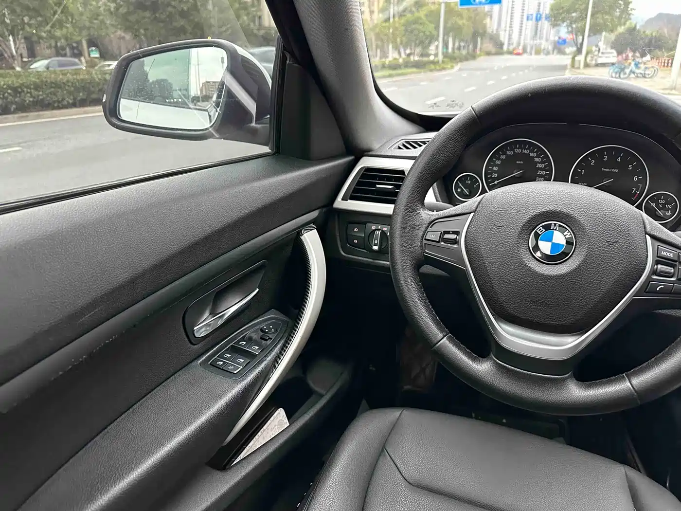 BMW 3 Series GT 2016 320i Fashion Style фото 12