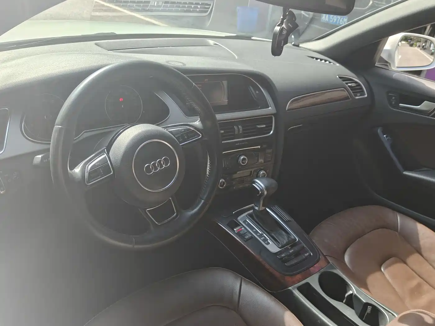 Audi A4L 2015 35 TFSI Auto Standard фото 4