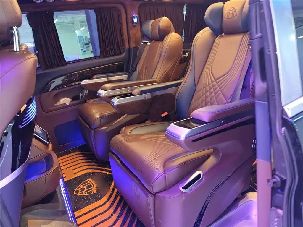 Mercedes-Benz Vito 2021 2.0T Business Edition 7-seater фото 13