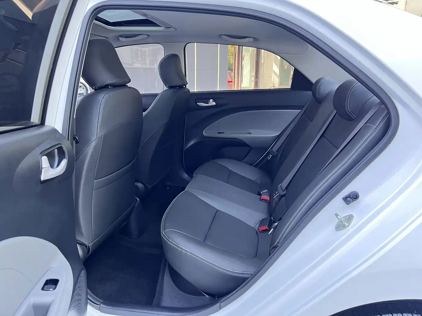 Kia Pegas 2024 2020 1.4L Auto Comfort Sunroof Version