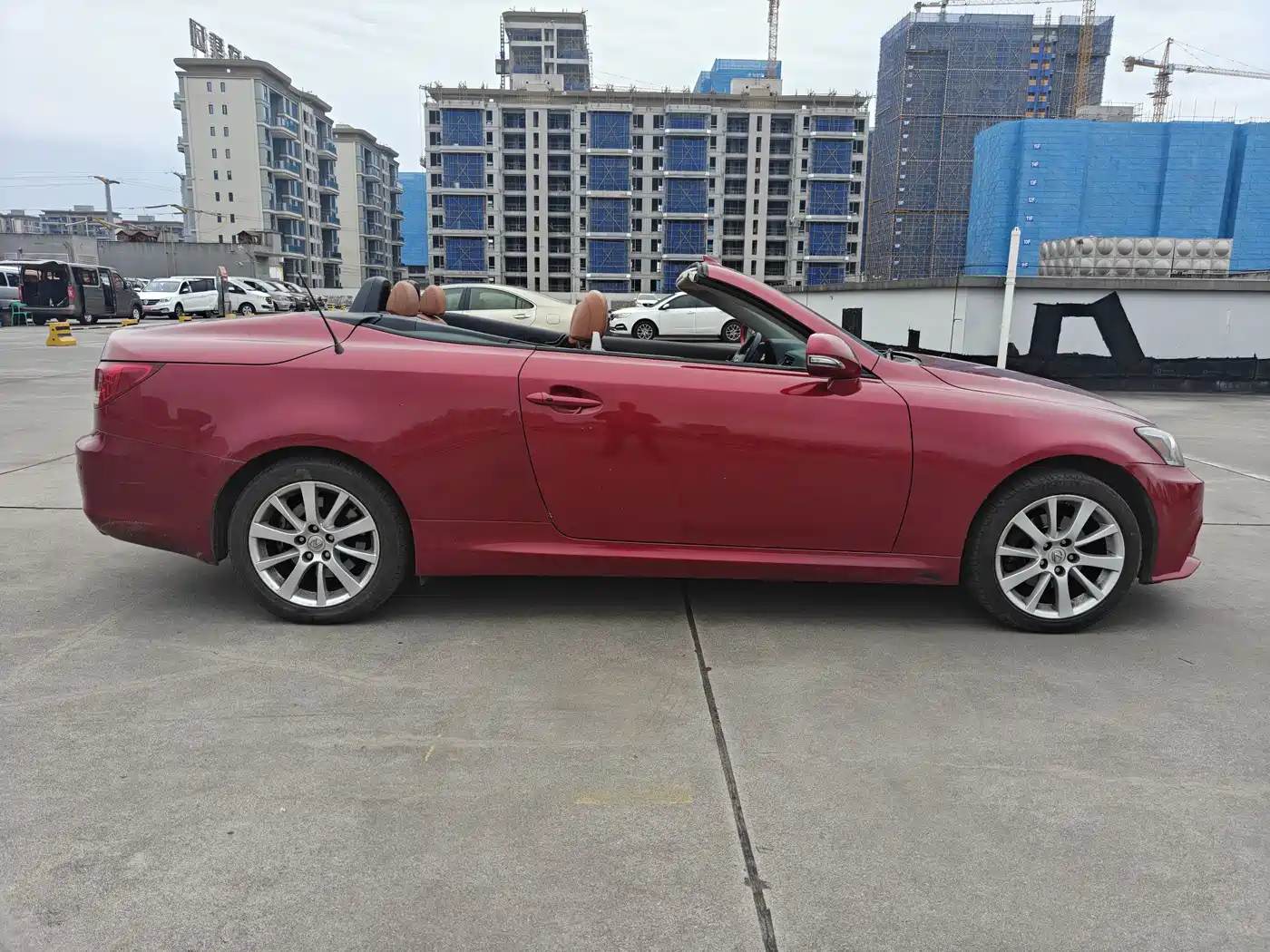 Lexus IS 2011 250C фото 7