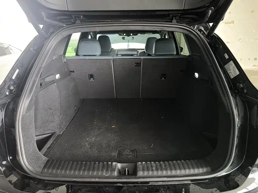 Audi Q6L e-tron 2025 2025 Model Pioneer Edition