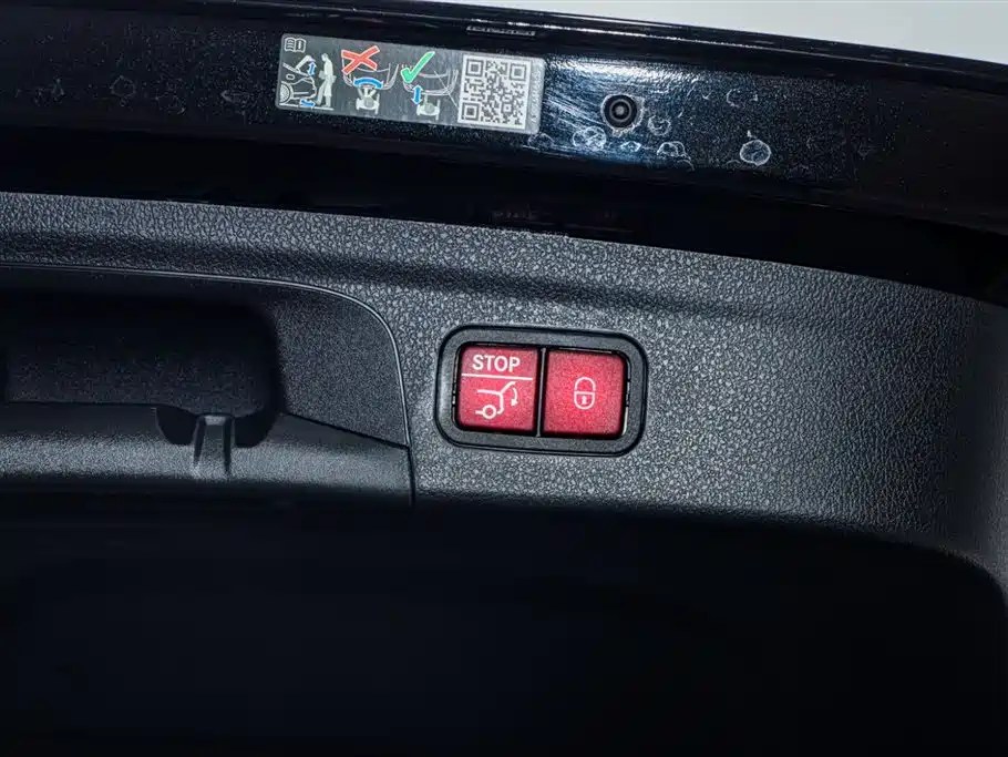 Mercedes-Benz GLE 2024 GLE 350 4MATIC Fashion фото 11