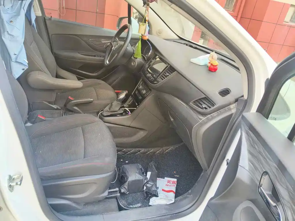 Photo 12 - Buick Encore