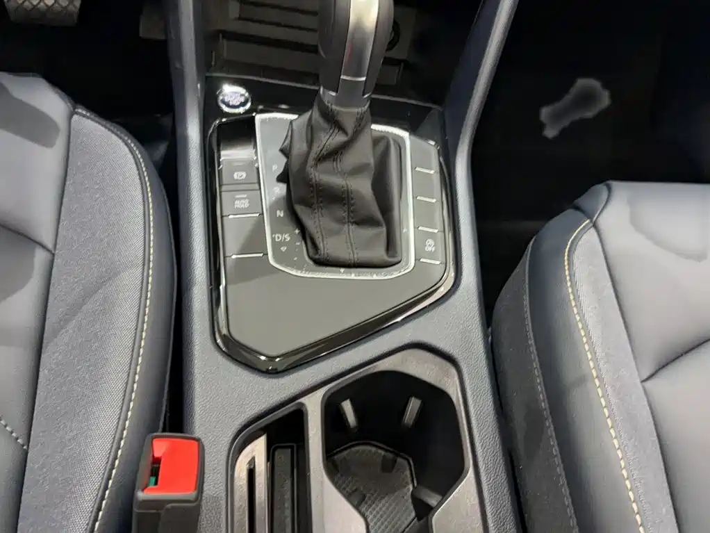Volkswagen Tharu, миниатюра 10